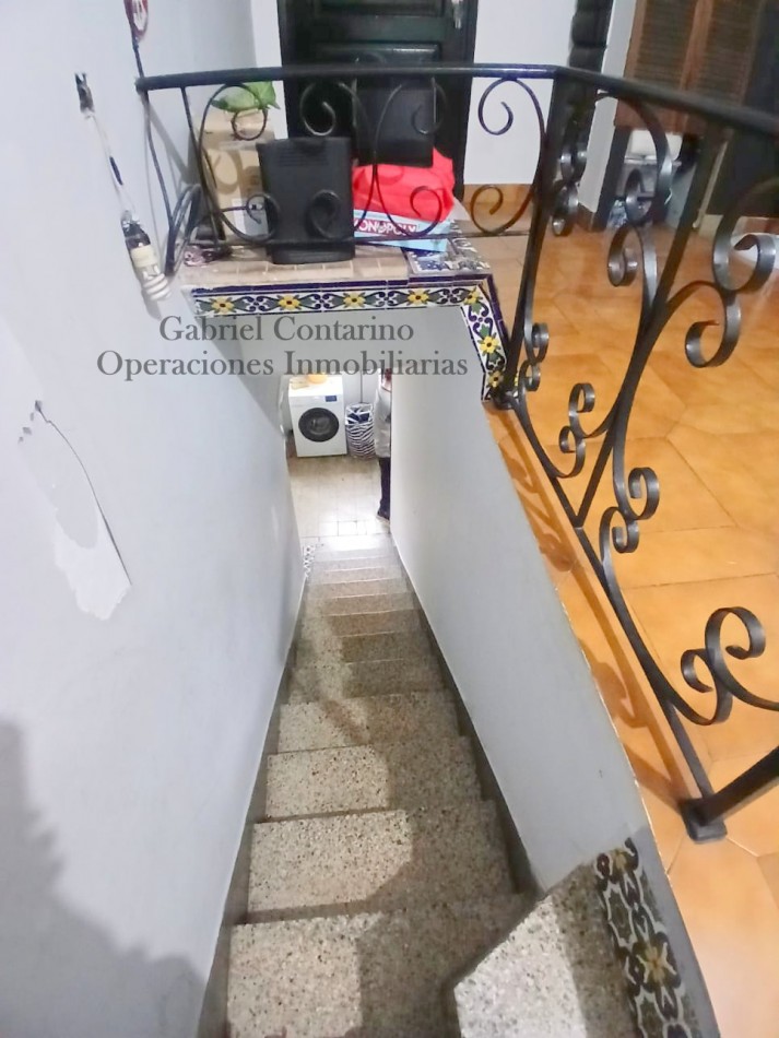 Departamento 3 Amb. En Barrio M. Moreno - Estacionamiento Y Balcon.