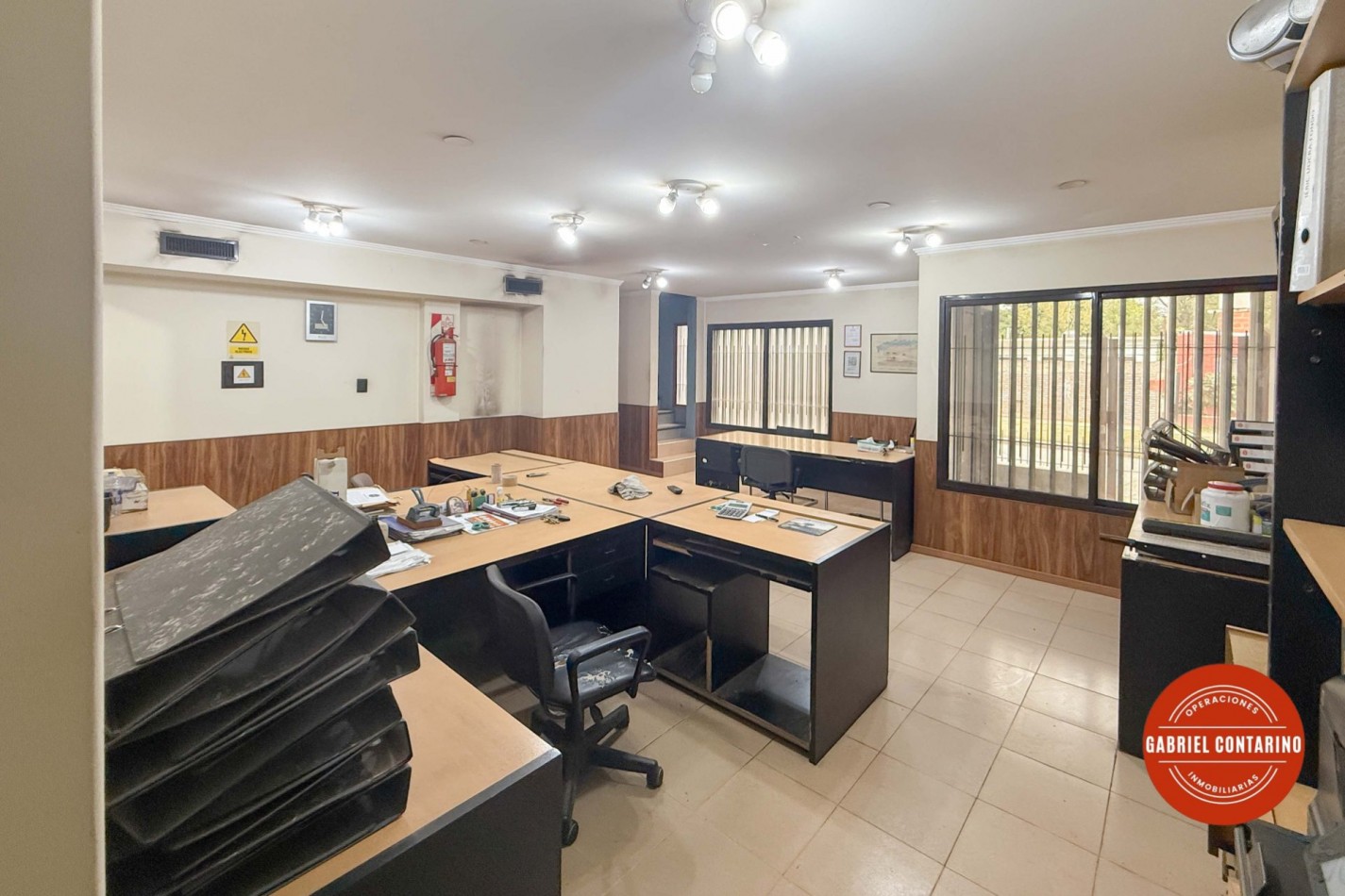 Excelente Galpon Industrial Sobre 3 Lotes - 3 Ptes Grua