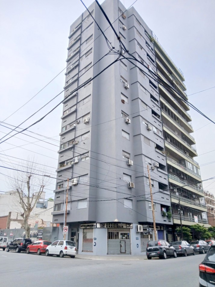  VENTA - DEPARTAMENTO 3 AMBIENTES EN AVELLANEDA CENTRO