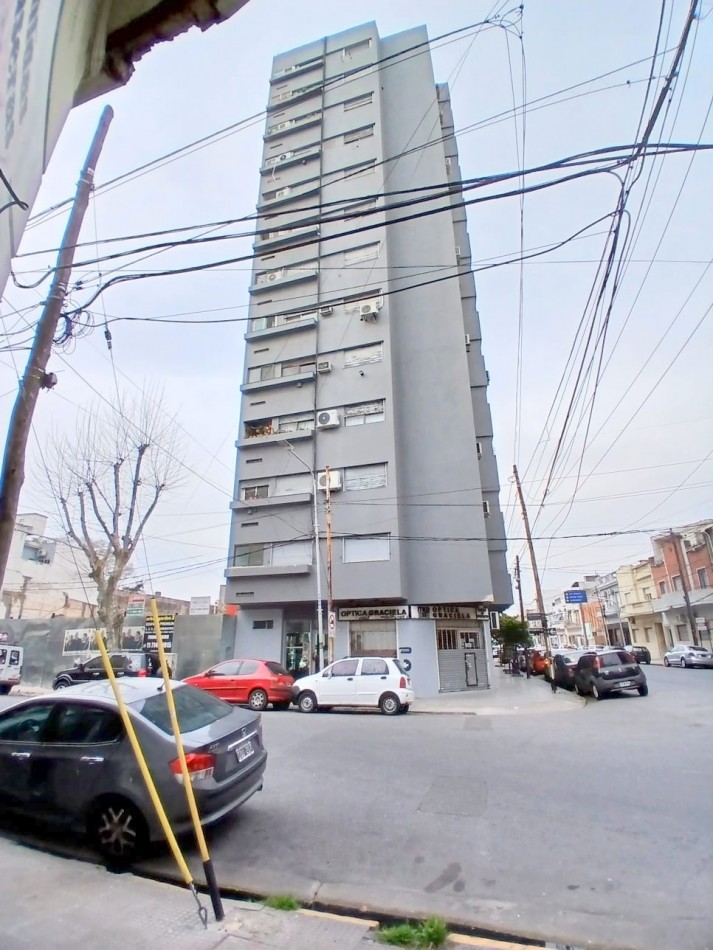  VENTA - DEPARTAMENTO 3 AMBIENTES EN AVELLANEDA CENTRO