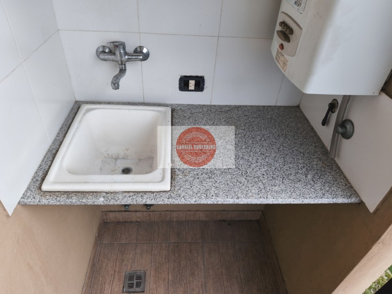 MONOAMBIENTE IMPECABLE CON BALCON Y LAVADERO