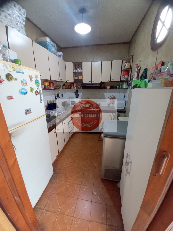 VENTA - DEPARTAMENTO TIPO CASA 3 AMBIENTES AL FRENTE - LANUS