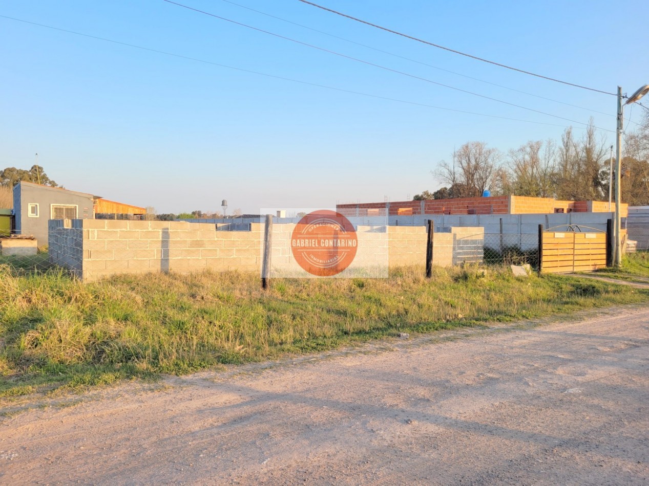 TERRENO CON MONOAMBIENTE, QUINCHO Y PISCINA