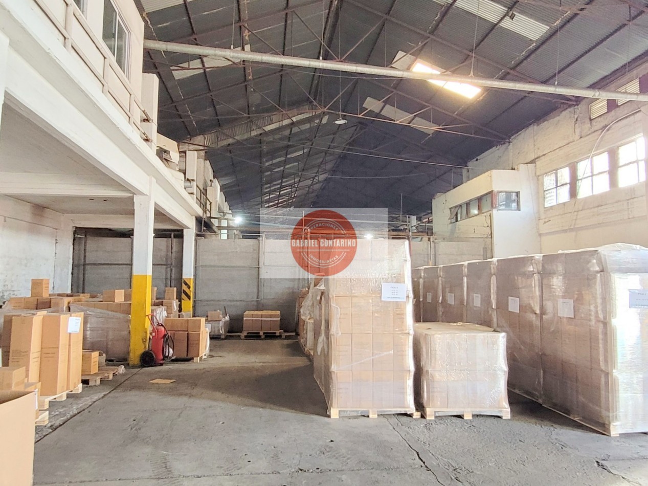 ALQUILER - EXCELENTE NAVE LOGISTICA EN QUILMES - 2000 M2 con Playa