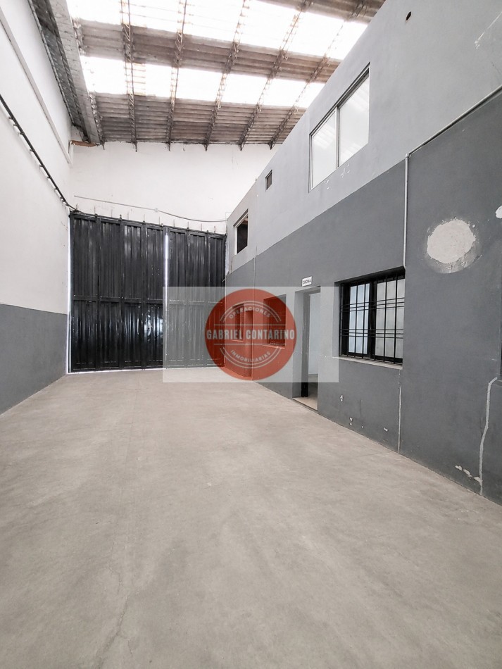 EXCELENTE GALPON 450 M2 - ZONA INDUSTRIAL