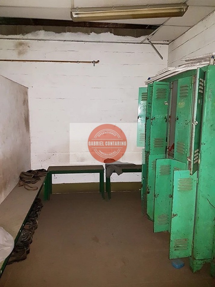 EXCELENTE DEPOSITO DE 4.002 m² EN PARQUE INDUSTRIAL QUILMES - 3 PTES GRUAS