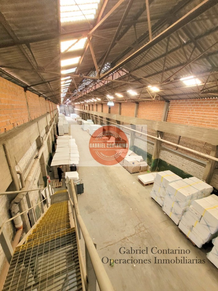 EXCELENTE DEPOSITO 1400 M2 - PQUE INDUSTRIAL AVELLANEDA