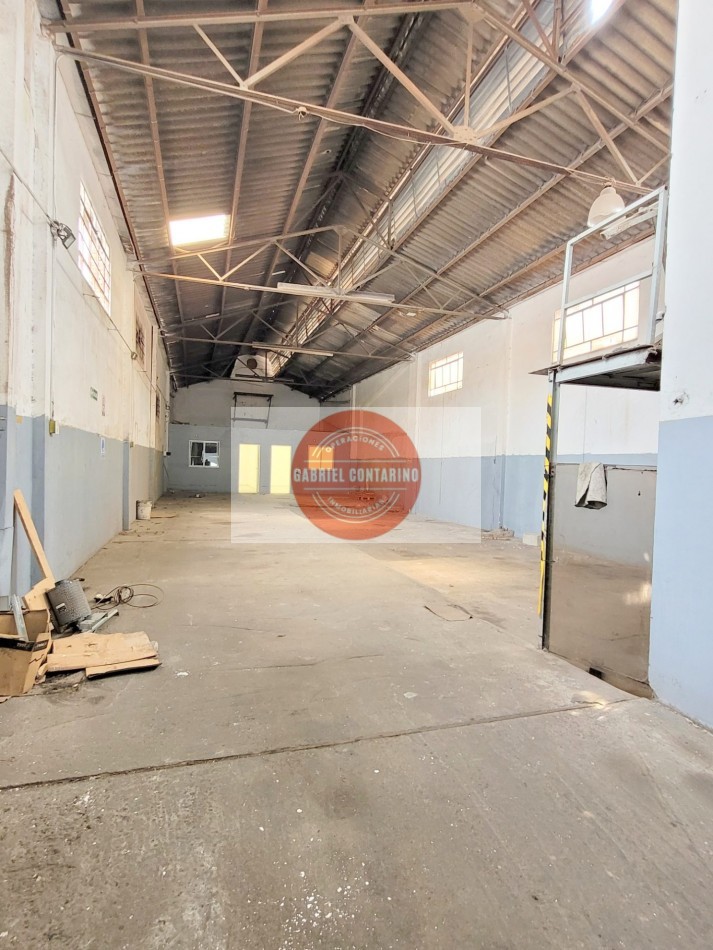 GALPON 400 M2 CON TRIFASICA - EXCELETEN UBICACION
