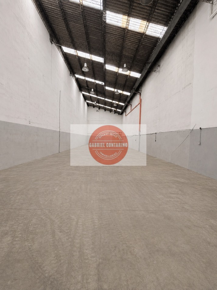EXCELENTE GALPON 450 M2 - ZONA INDUSTRIAL