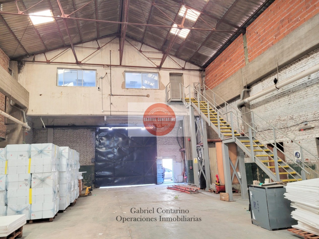 EXCELENTE DEPOSITO 1400 M2 - PQUE INDUSTRIAL AVELLANEDA
