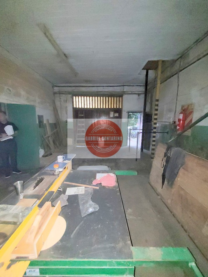 ALQUILER DE DEPOSITO 360 M2 - SARANDI, AVELLANEDA