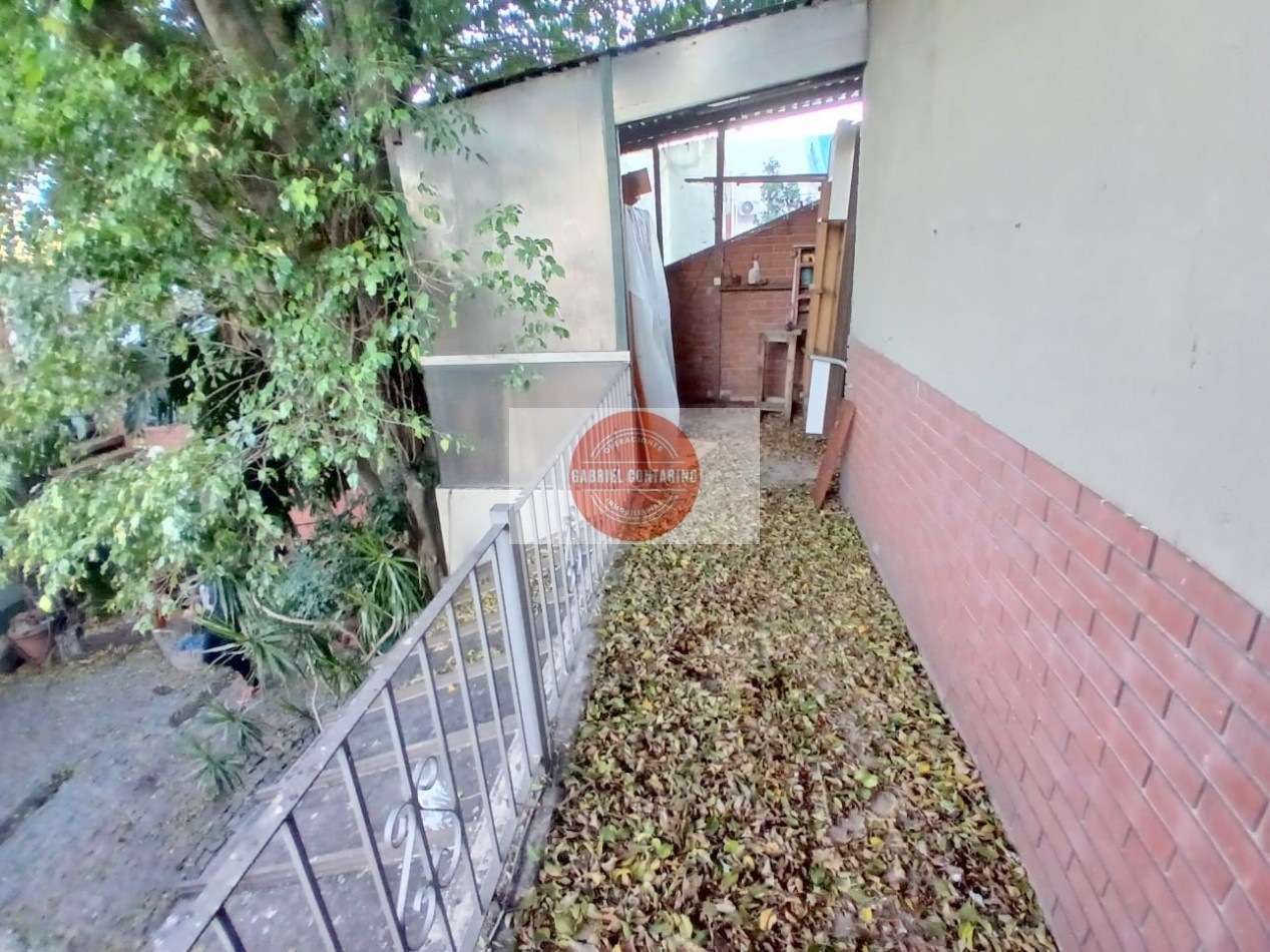 Casa Ideal 2 Flias - Cochera - Gran Patio
