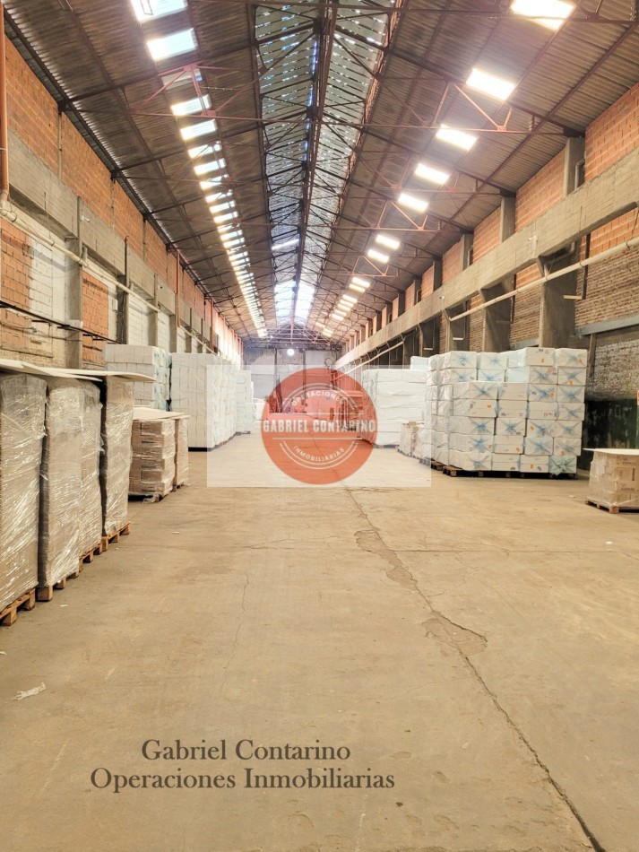 EXCELENTE DEPOSITO 1400 M2 - PQUE INDUSTRIAL AVELLANEDA