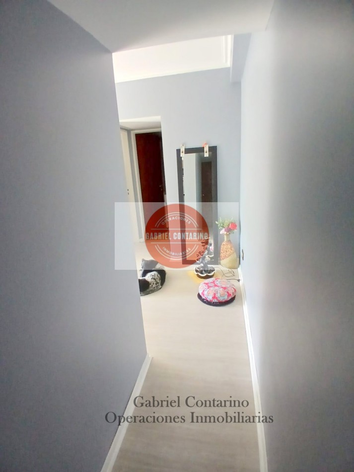 Departamento 3 Amb. Con Balcon Y Cochera - Muy Buen Estado