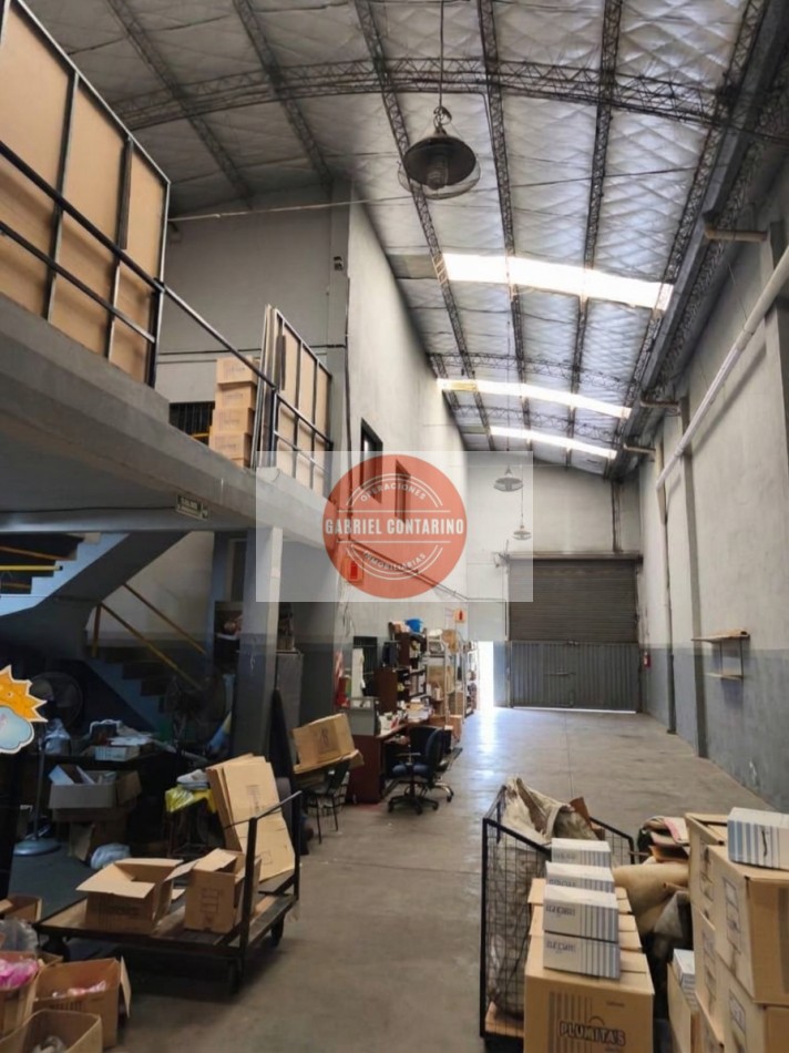 GALPON 550 M2 CON ENTREPISO, OFICINAS Y ENTRADA PARA CAMIONES