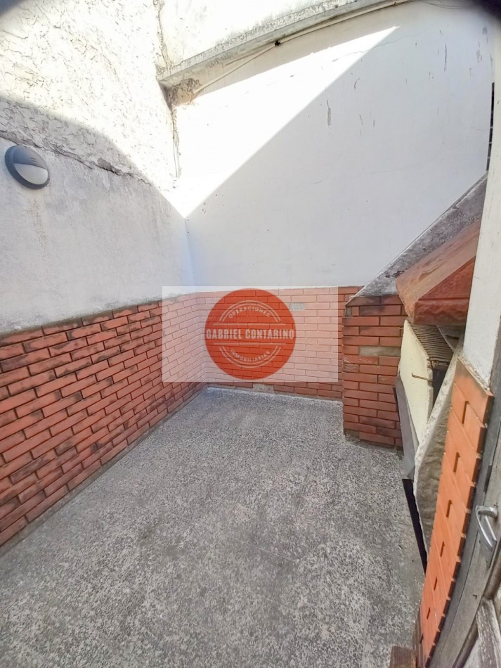 VENTA - DEPARTAMENTO TIPO CASA 3 AMBIENTES AL FRENTE - LANUS