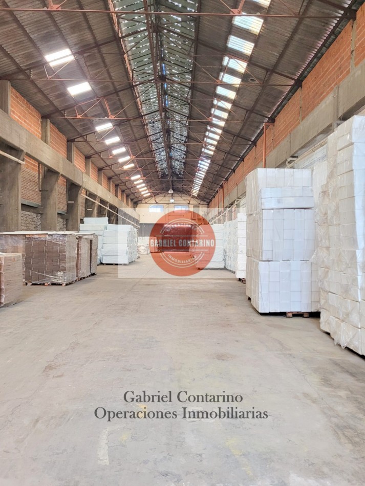 EXCELENTE DEPOSITO 1400 M2 - PQUE INDUSTRIAL AVELLANEDA