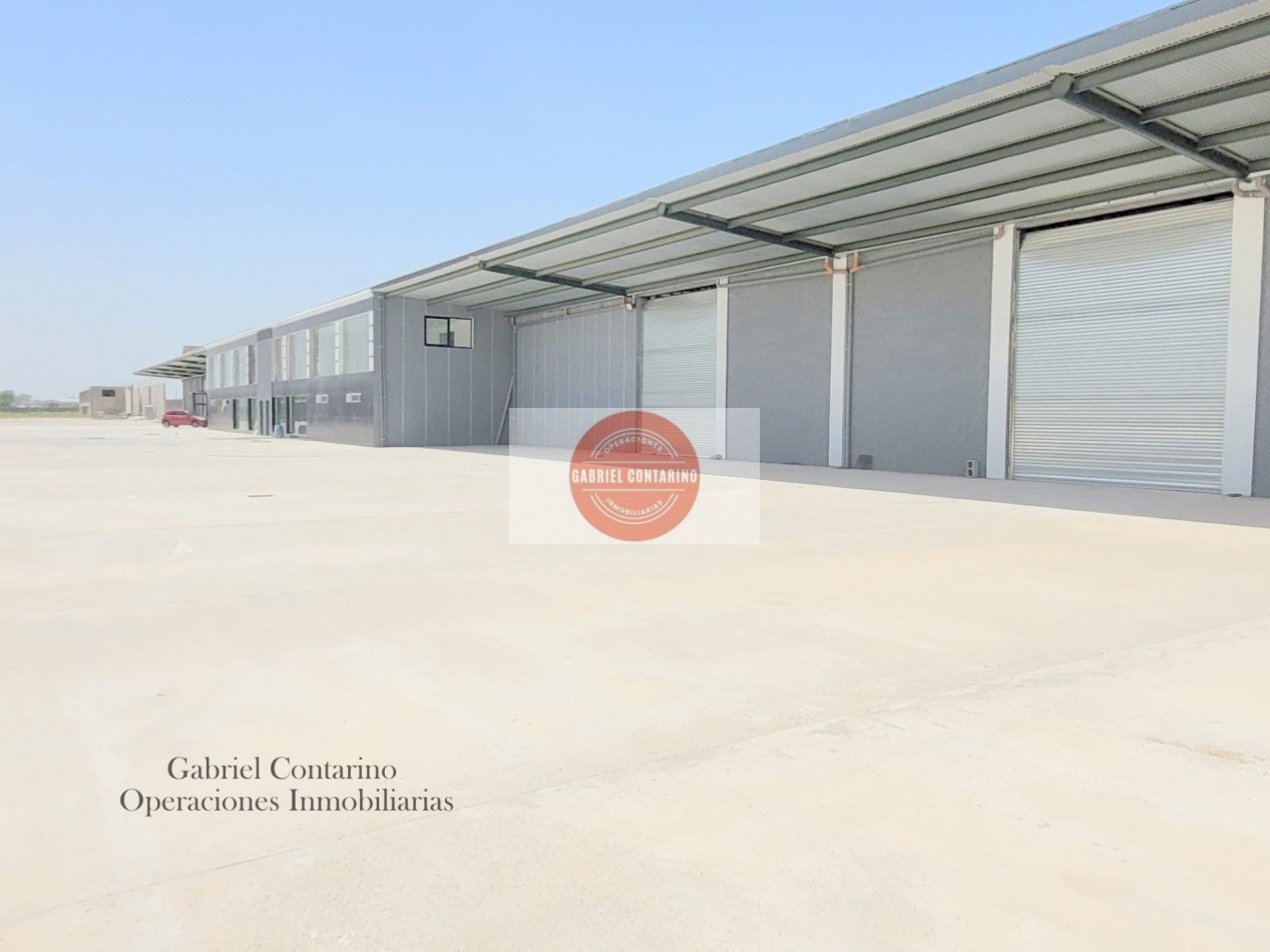 Fabulosa Nave 8.000 M2 + Playa De Maniobras Y Oficinas - Pque Ind. 9 De Abril