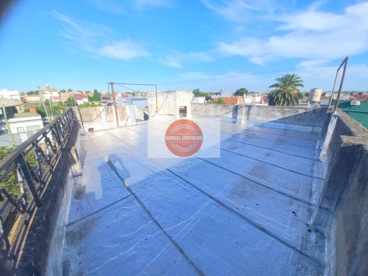 VENTA - DEPARTAMENTO TIPO CASA 3 AMBIENTES AL FRENTE - LANUS