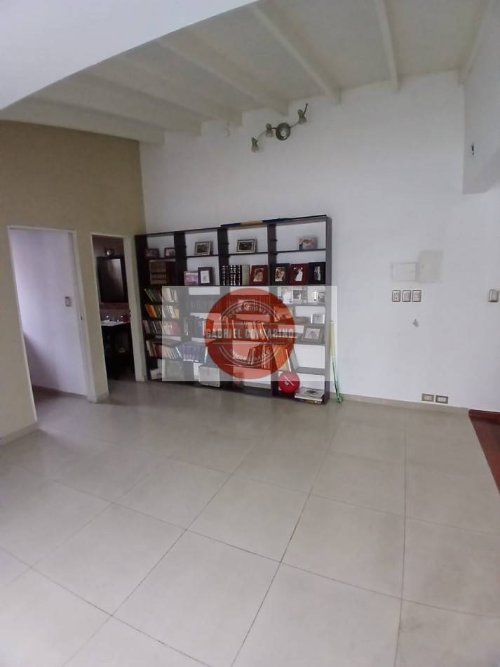 Amplio Depto 4 amb con playroom - Villa Dominico