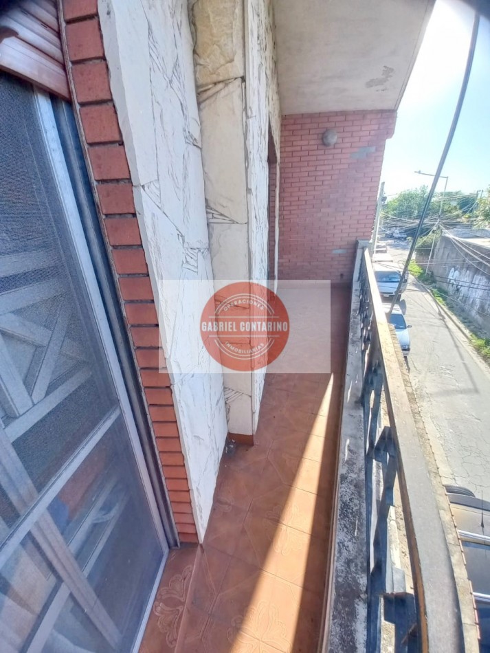 VENTA - DEPARTAMENTO TIPO CASA 3 AMBIENTES AL FRENTE - LANUS