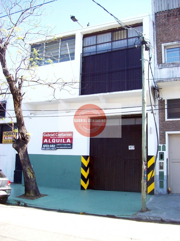 EXCELENTE DEPOSITO SALlDA 2 CALLES - V. ALSINA