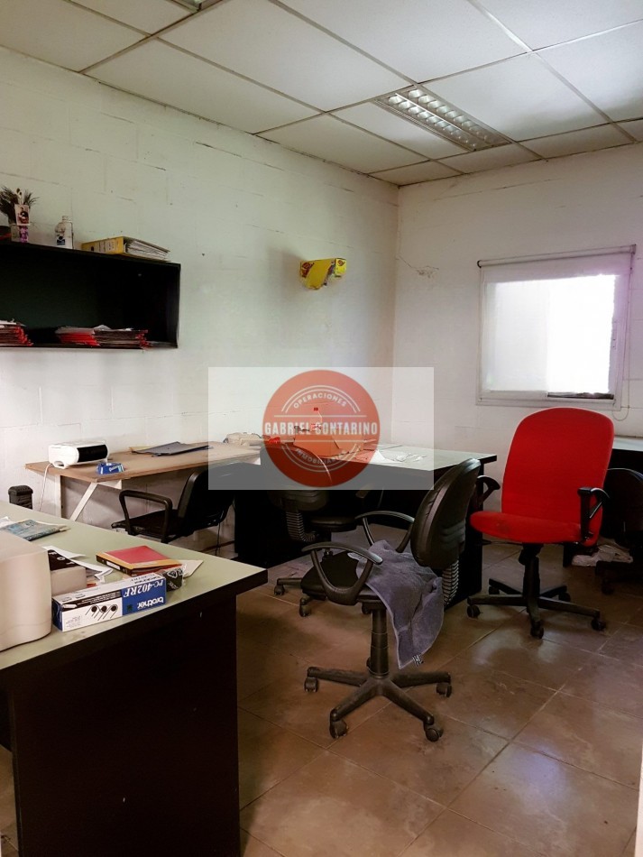 EXCELENTE DEPOSITO DE 4.002 m² EN PARQUE INDUSTRIAL QUILMES - 3 PTES GRUAS