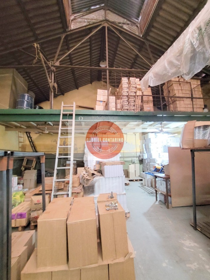 GALPON DEPOSITO 430 M2 - A MTS DE AV. HIPOLITO IRIGOYEN