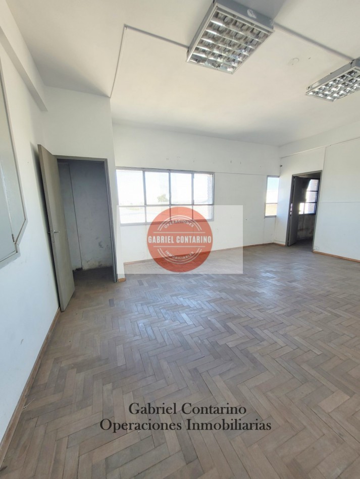 EXCELENTE DEPOSITO 1400 M2 - PQUE INDUSTRIAL AVELLANEDA