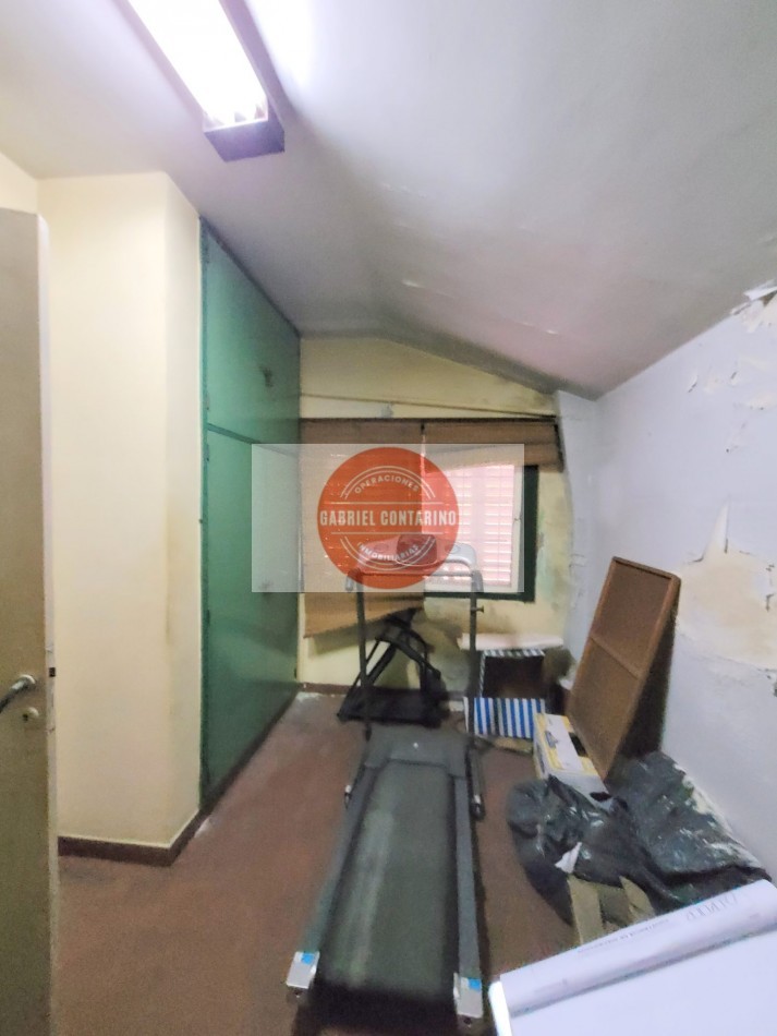 GALPON DEPOSITO 430 M2 - A MTS DE AV. HIPOLITO IRIGOYEN