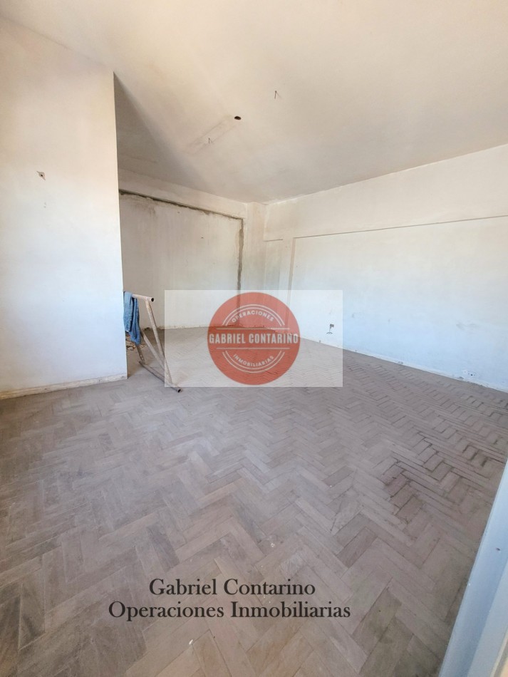 EXCELENTE DEPOSITO 1400 M2 - PQUE INDUSTRIAL AVELLANEDA