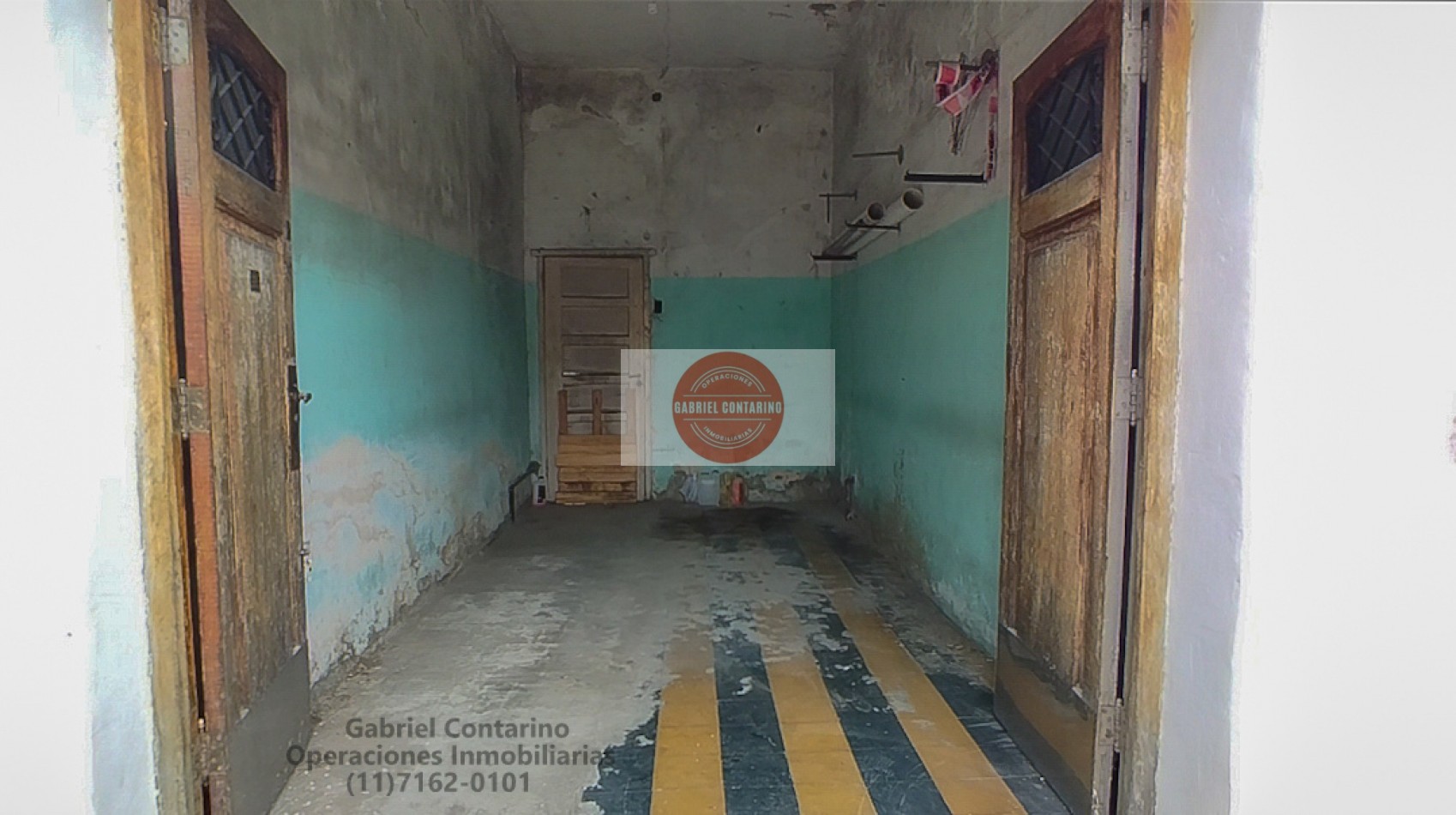Amplia Casa 4 Amb. Con Cochera y Fondo - Sarandi