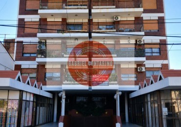 Excelente Depto. 3 amb con balcon - Al frente.